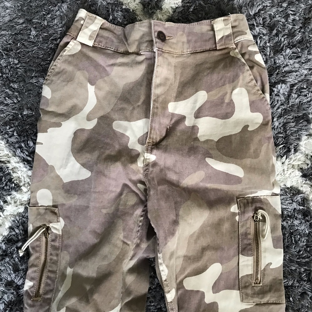 Camo pants
